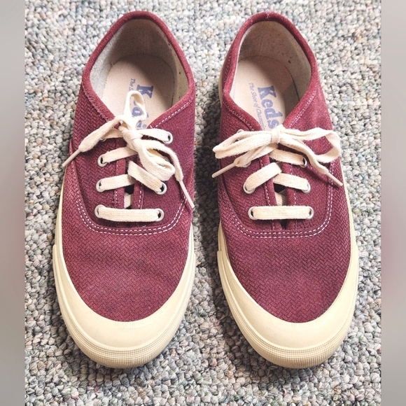 Keds Women's Triumph Burgundy Textured Suede Sneakers 7.5 RARE - Picture 1 of 8